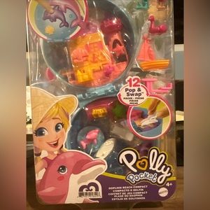 Polly Pocket Dolphin Beach Compact, Beach-Adventure Theme with Micro Polly Dolls